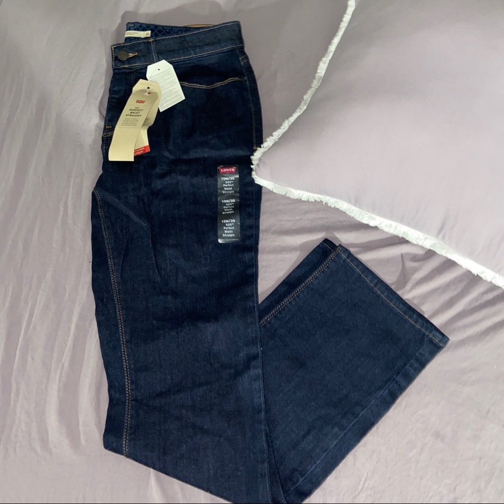 ✨NWT Levi’s Women Jeans 👖